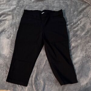 Time and Tru Women's Black Capris